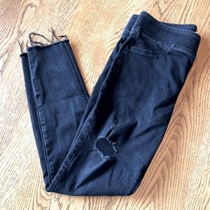 [OLD NAVY] Rockstar Super Skinny Jegging Mid Rise Distressed slip on jeans